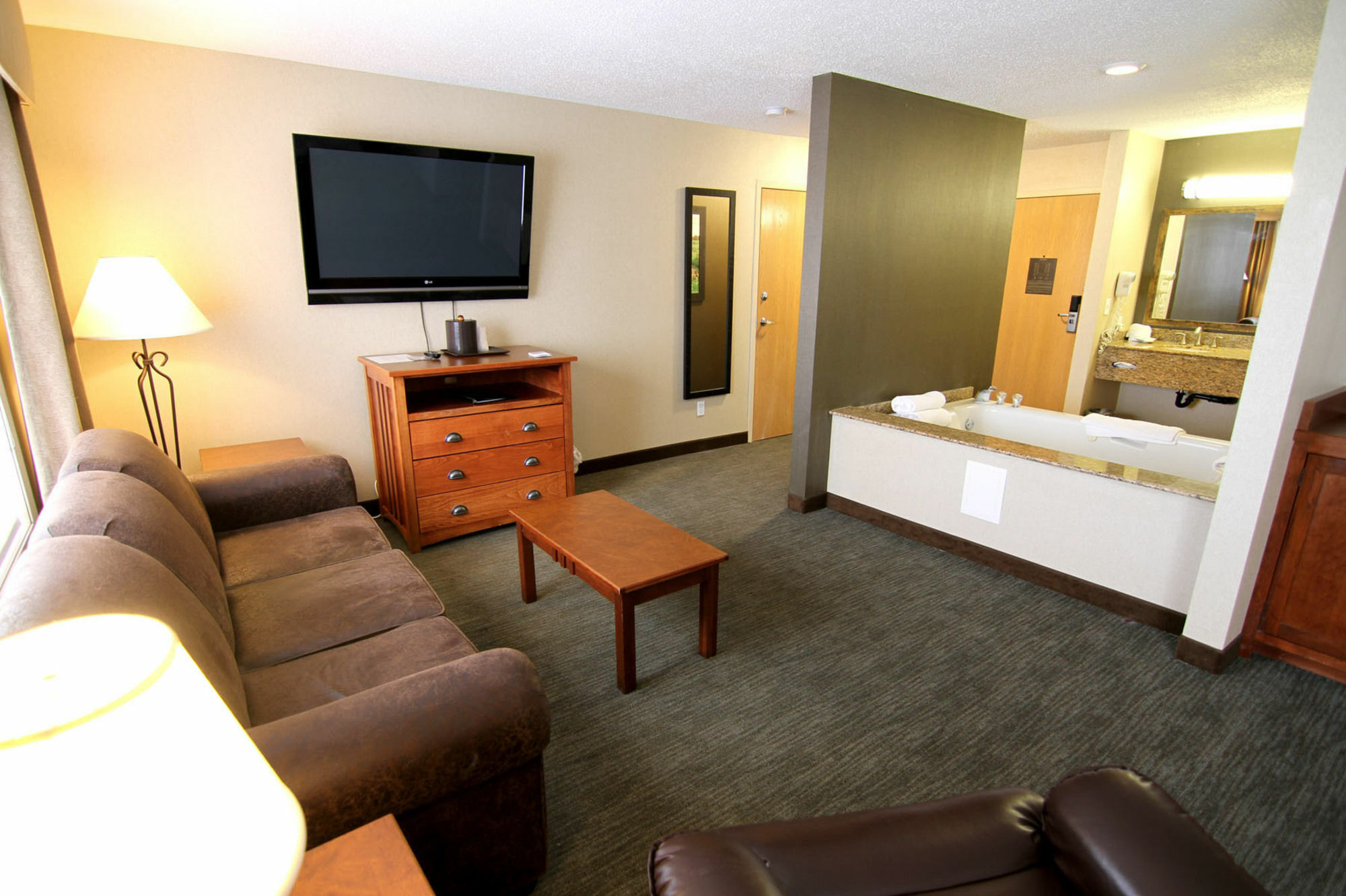 C'Mon Inn & Suites Фарго Экстерьер фото