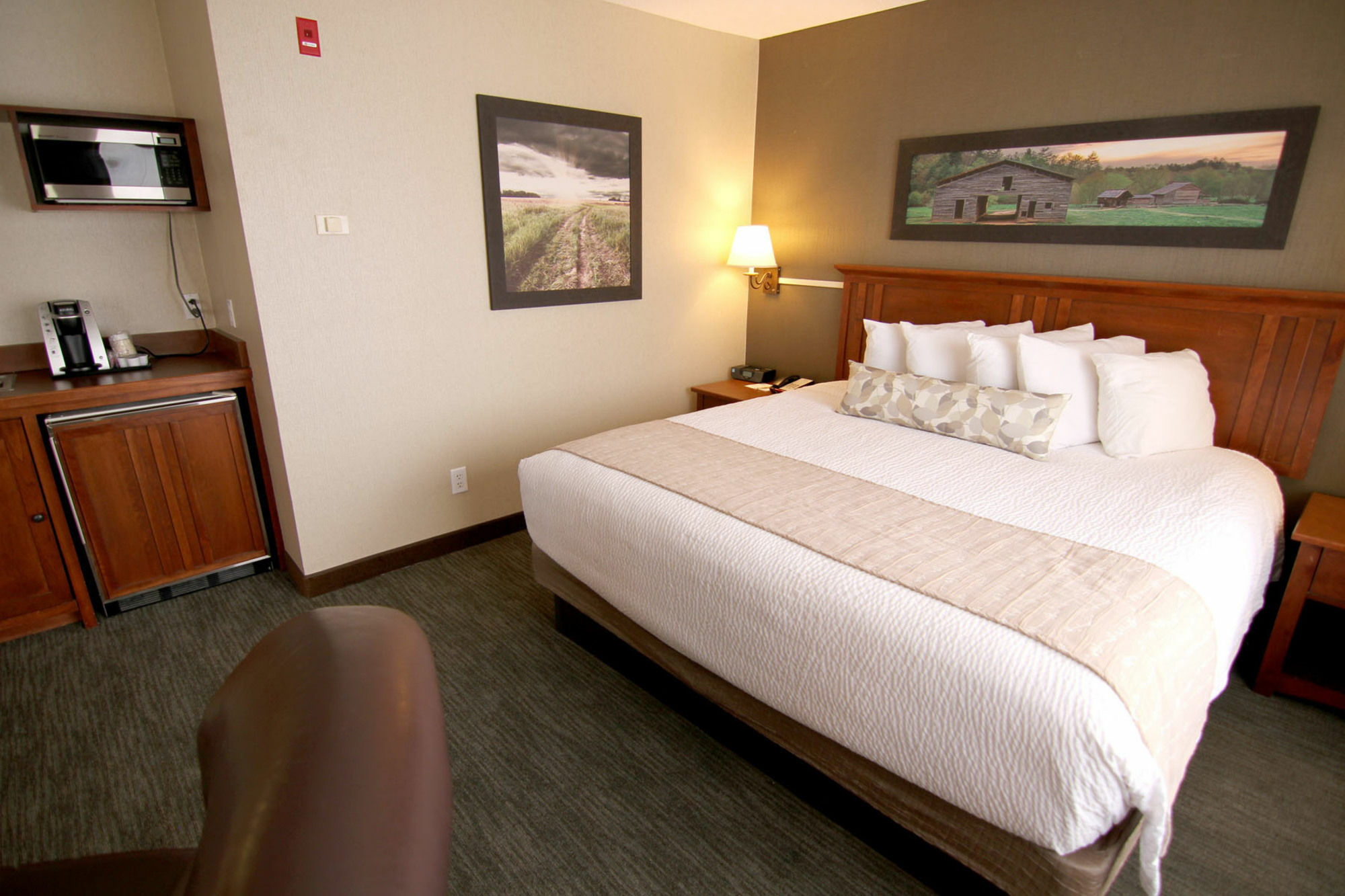 C'Mon Inn & Suites Фарго Экстерьер фото